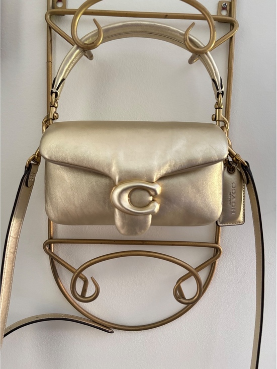 Coach Handbags - Coach Pillow Tabby Shoulder Bag 18 in Metallic Soft Gold w/ Crossbody Strap!